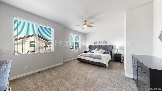 Building Photo - 6605 Warren Dr