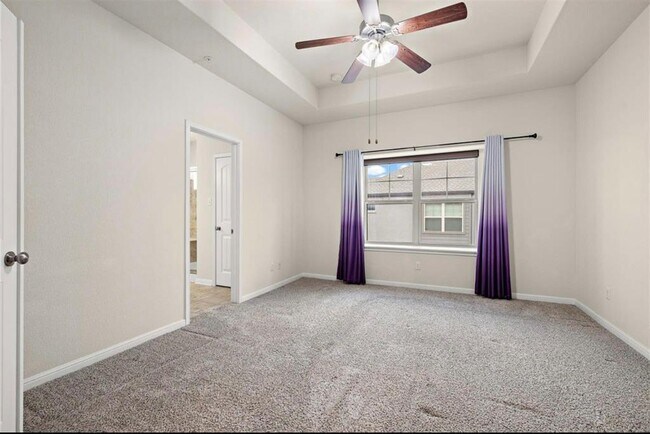 Building Photo - 7220 Wyoming Springs Dr