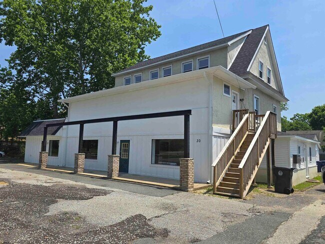 Primary Photo - 30 Mill St