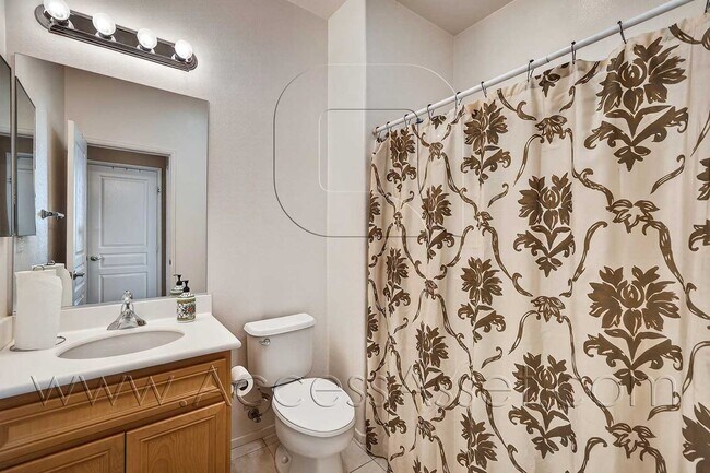 Building Photo - 55+ Age Community – Charming 2 Bed / 2 Bat...