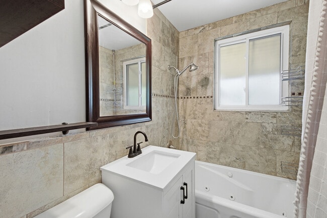 Building Photo - 2506 Rusty Dr