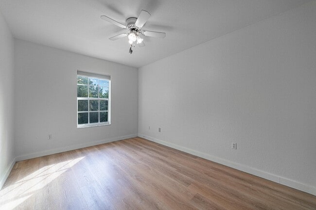 Building Photo - 4109 Macarthur Palm Trail