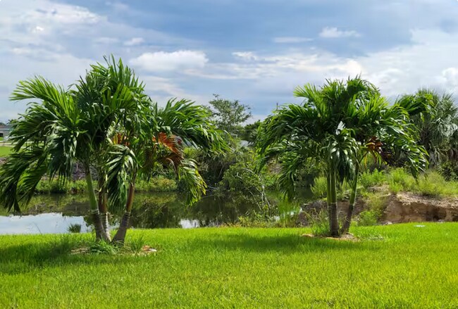 Building Photo - 1621 NE 17th Terrace