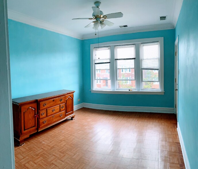 Building Photo - 4635 S Spaulding Ave