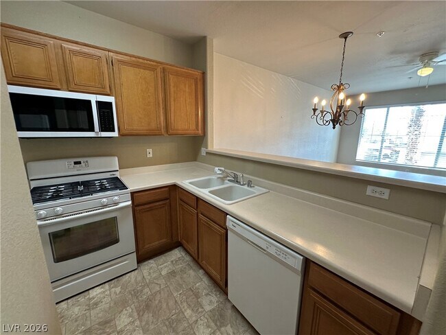 Building Photo - 7111 S Durango Dr