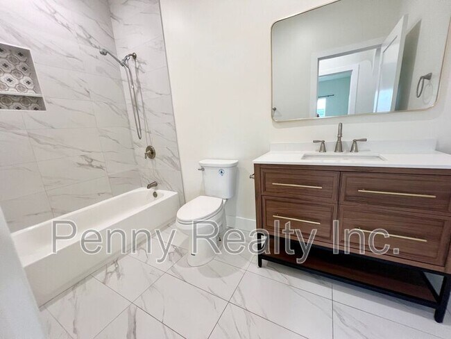 Building Photo - 669-2 Townsite Dr