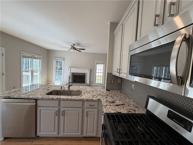 Building Photo - 4625 Ogeechee Dr