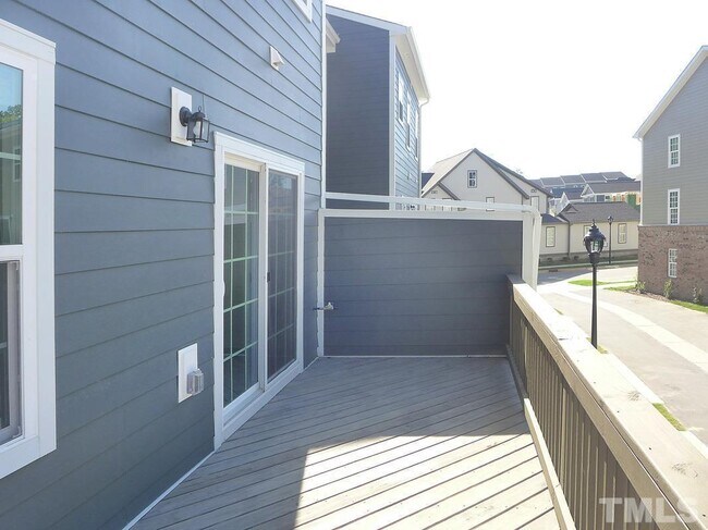 Building Photo - 137 Callowhill Ln