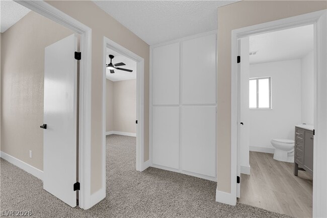 Building Photo - 6320 Peppermill Dr