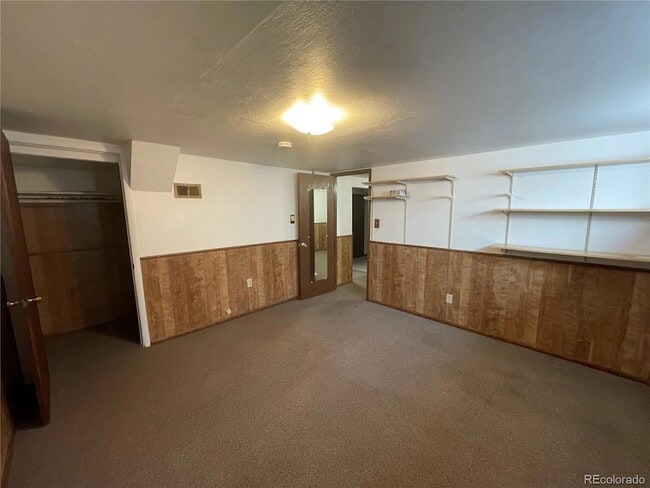 Building Photo - 3086 Victor St