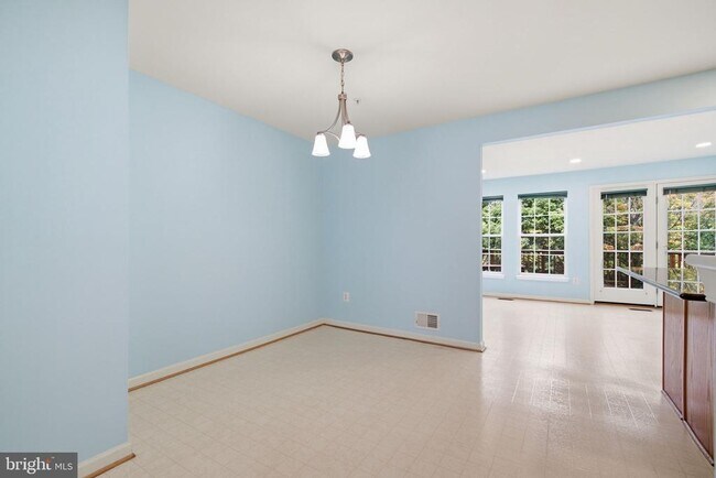 Building Photo - 4603 Weston Pl