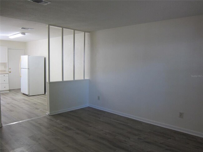 Building Photo - 37 NE 21st Terrace