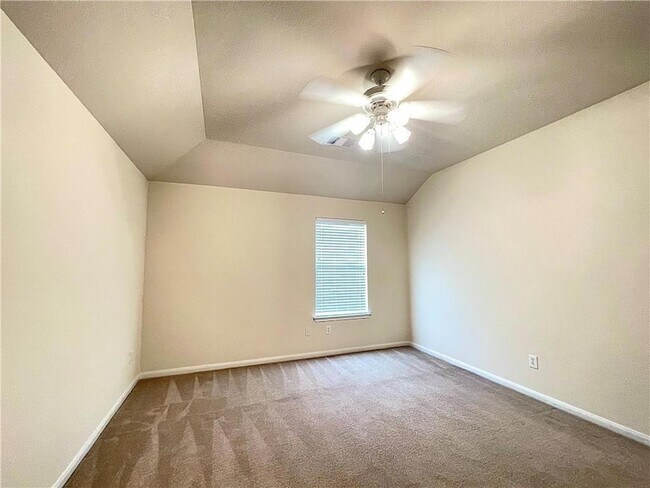 Building Photo - 906 Mesquite Hollow Pl