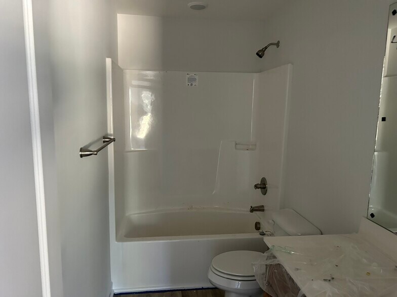 Building Photo - 514 Orlando St