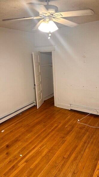 Primary Photo - 1643 W Virginia Ave NE