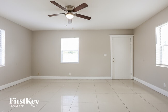 Building Photo - 3460 NW 1st St