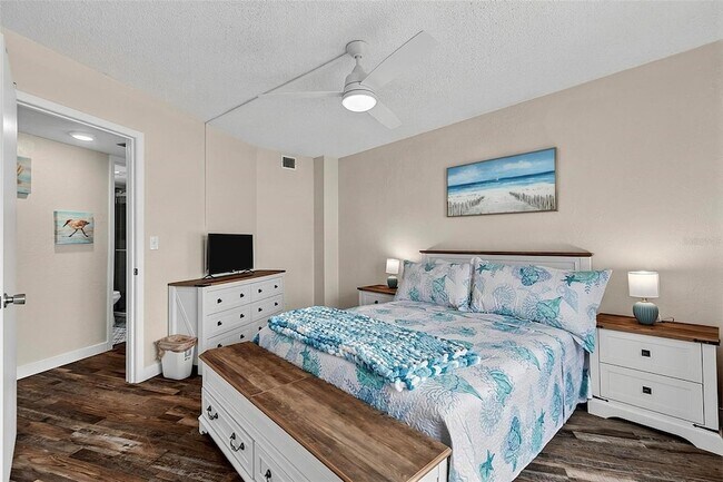 Building Photo - 3600 S Ocean Shore Blvd