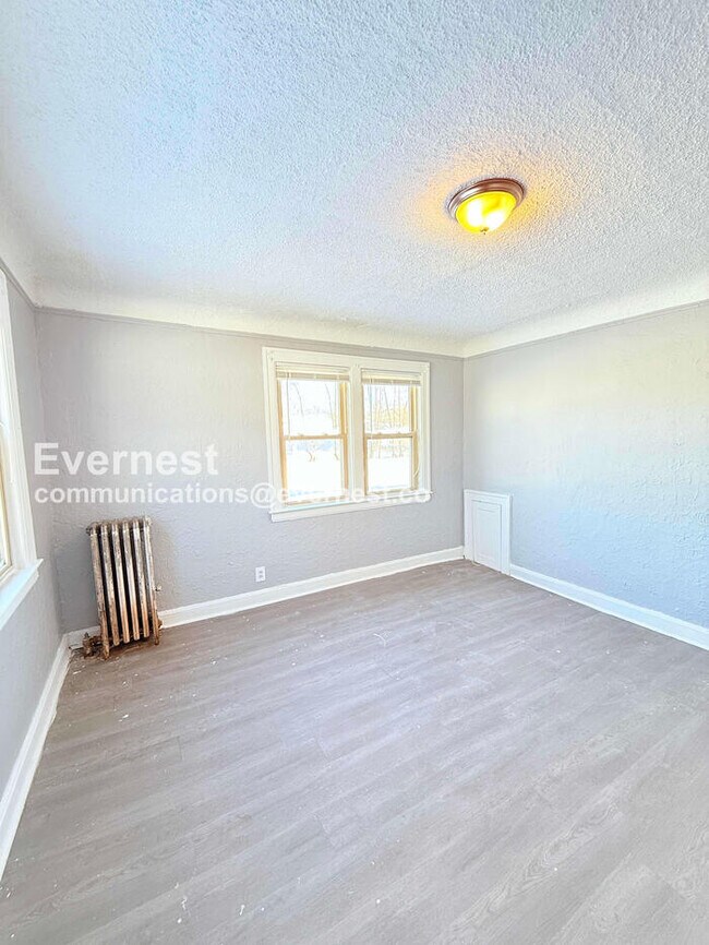 Building Photo - 13909 Hartwell St