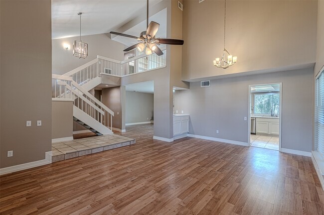 Building Photo - 18506 Creekfield Ct