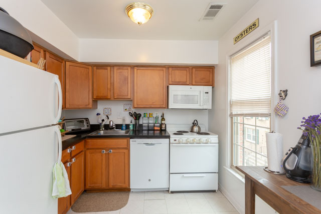 Building Photo - 1776 Lanier Pl NW