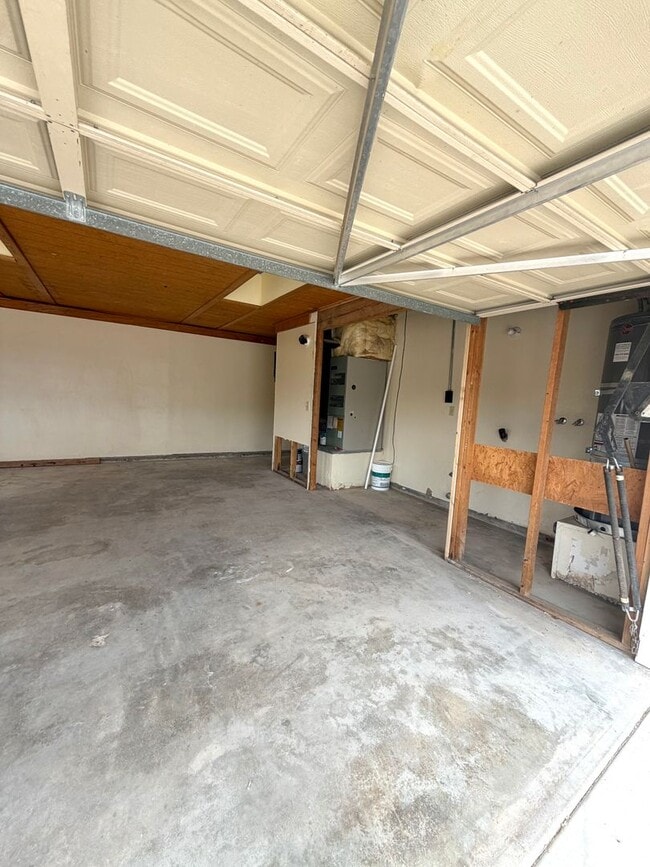 Building Photo - 71768 Buena Vista Dr