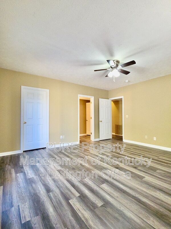 Building Photo - 1322 Lancaster Rd