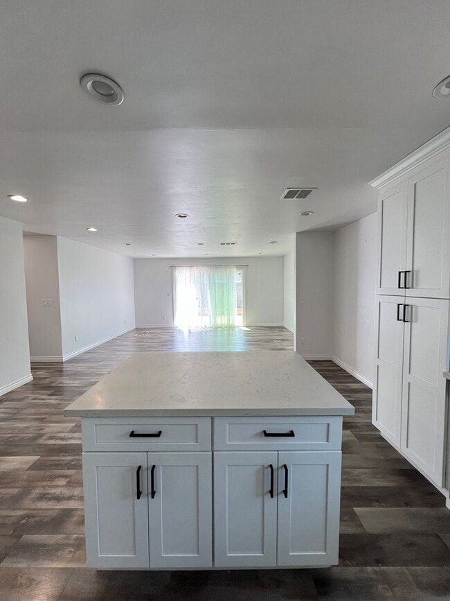 Building Photo - Charming 3 bed/ 2 bath home in El Monte!!