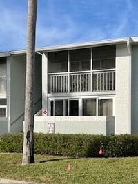 Building Photo - 969 Sonesta Ave NE
