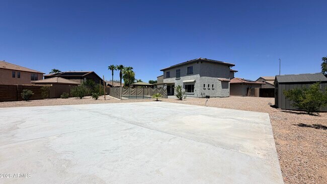 Building Photo - 17738 N Carmen Ave