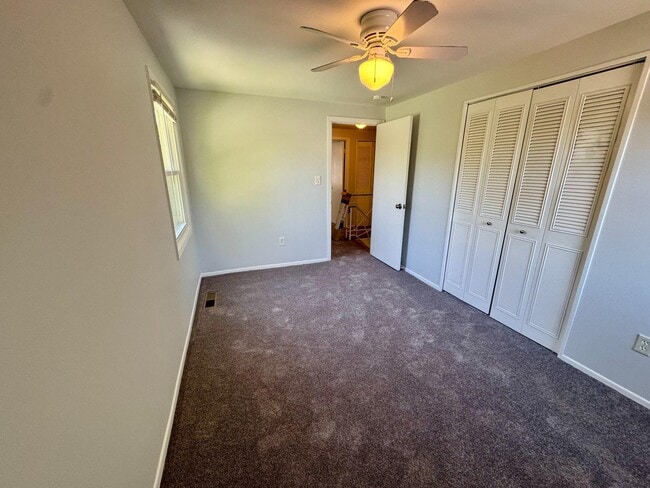 Building Photo - 2911 Tallow Ln