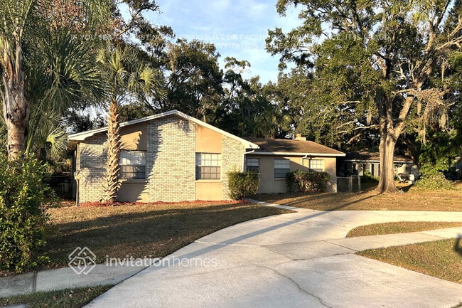 Building Photo - 608 Huntington St