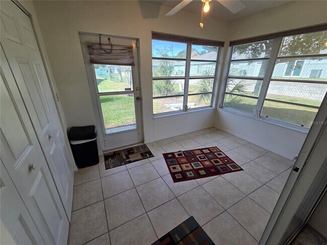 Building Photo - 6788 Basswood Cir