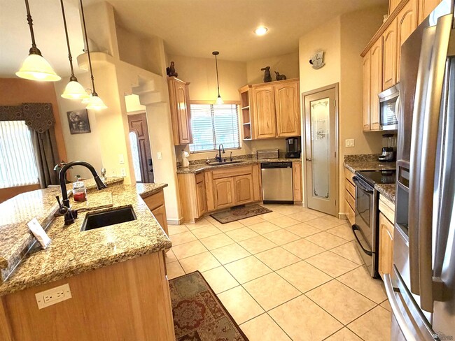 Building Photo - 14341 E 54th St