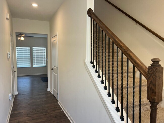 Building Photo - 181 Wanderlust Ct