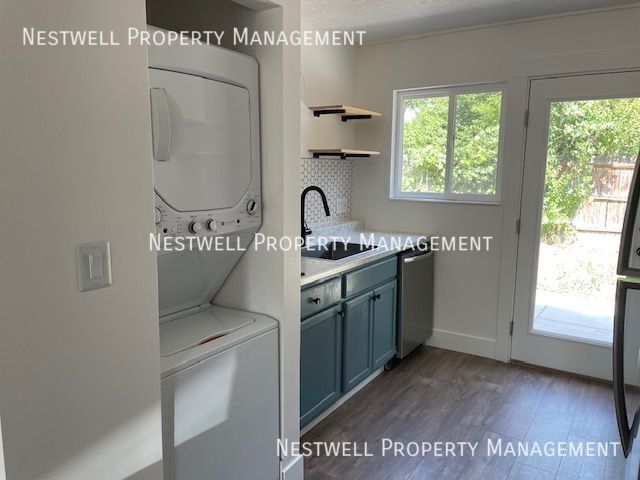 Building Photo - 7221 S 525 E