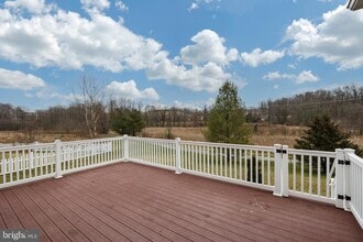 Building Photo - 311 Elmhurst Dr