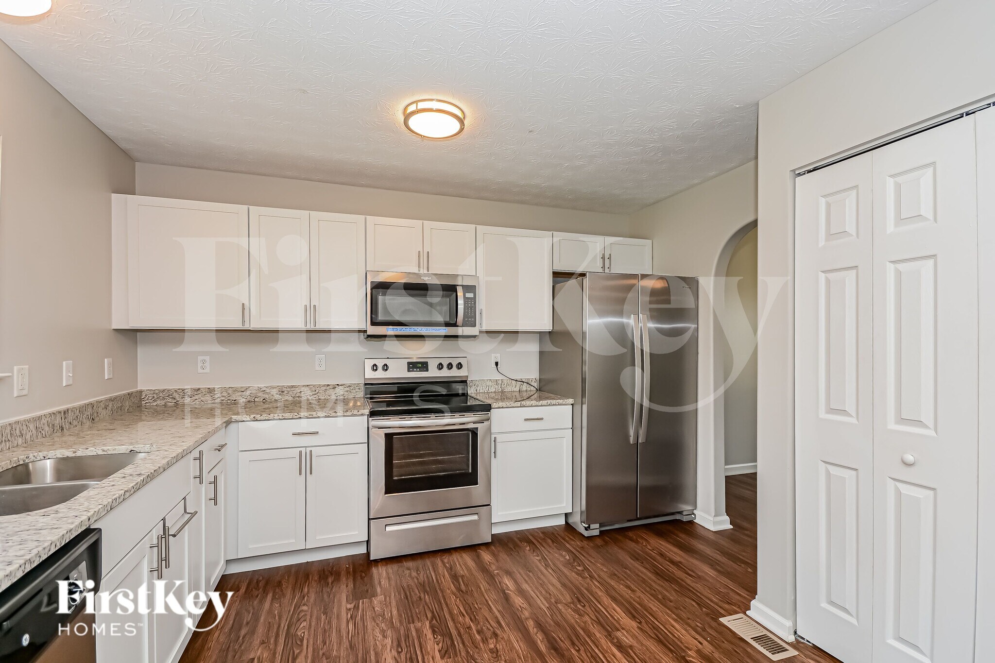 Building Photo - 1106 Linford Cir
