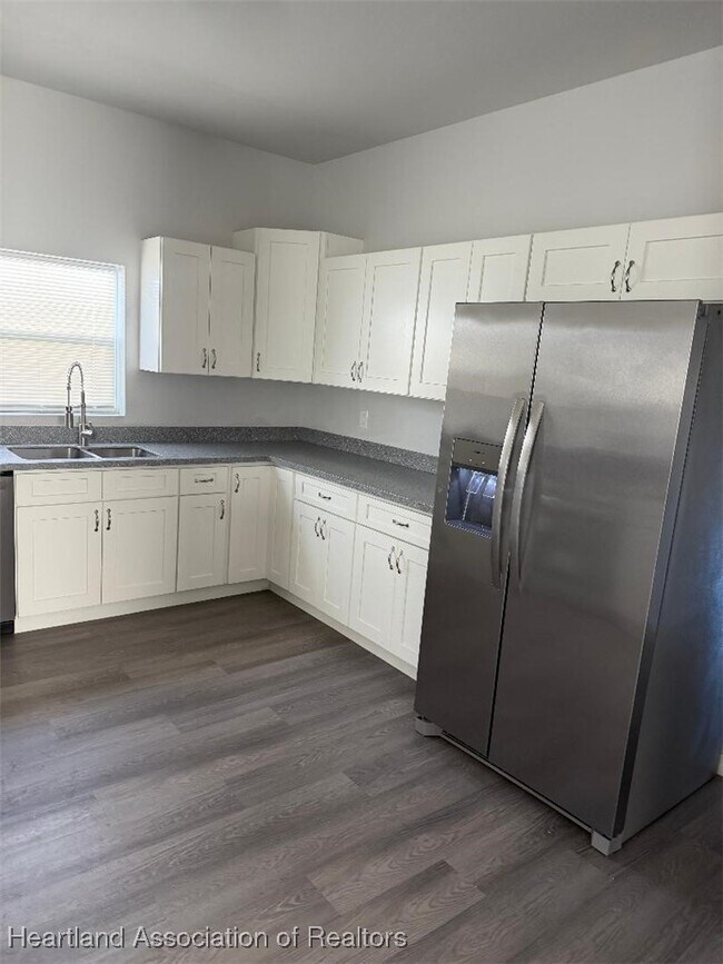 Building Photo - 1514 Las Villas Blvd