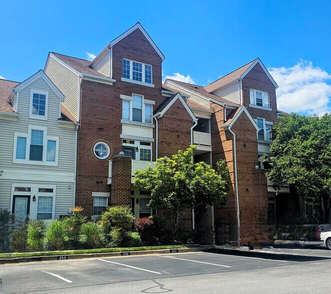 Building Photo - 6834 Brindle Heath Way