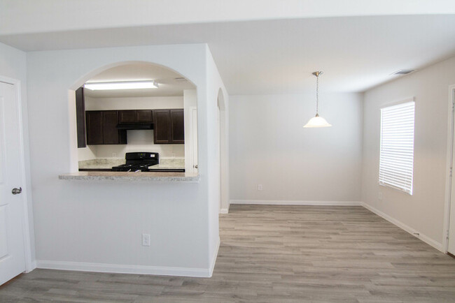 Building Photo - 18614 Rock Flats Ravine Dr
