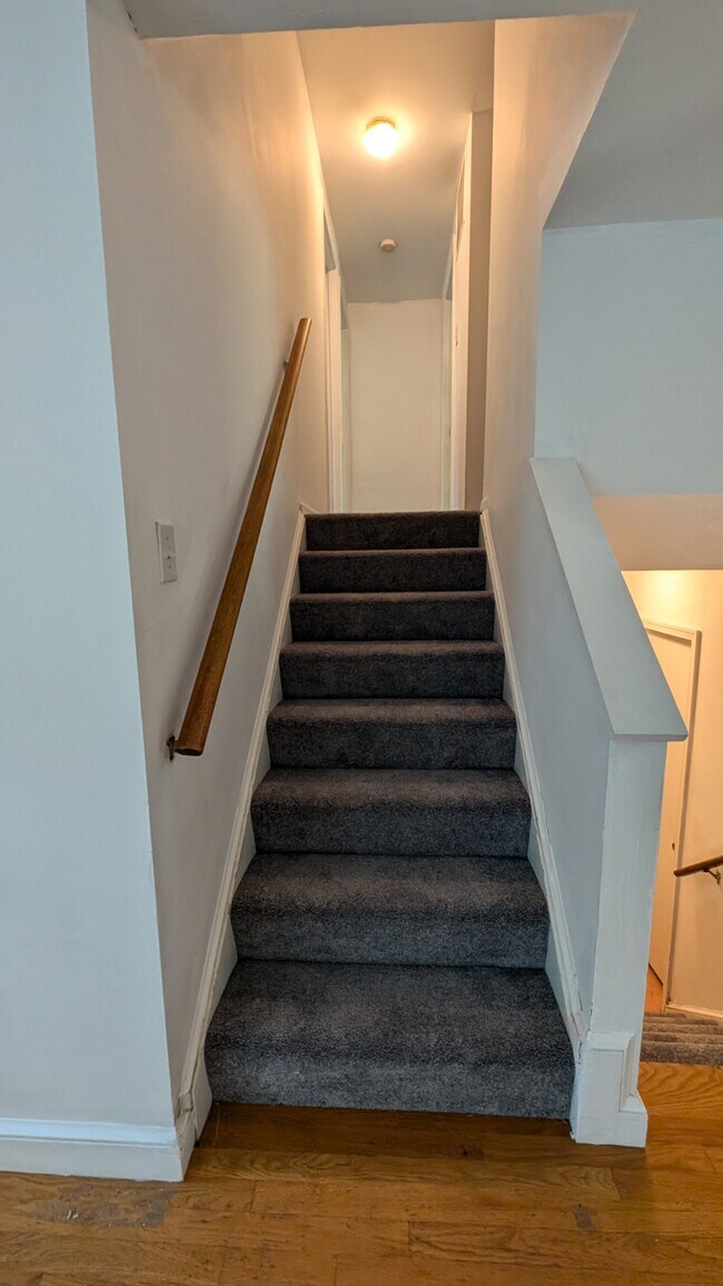 Building Photo - 12618 Pinecrest Rd