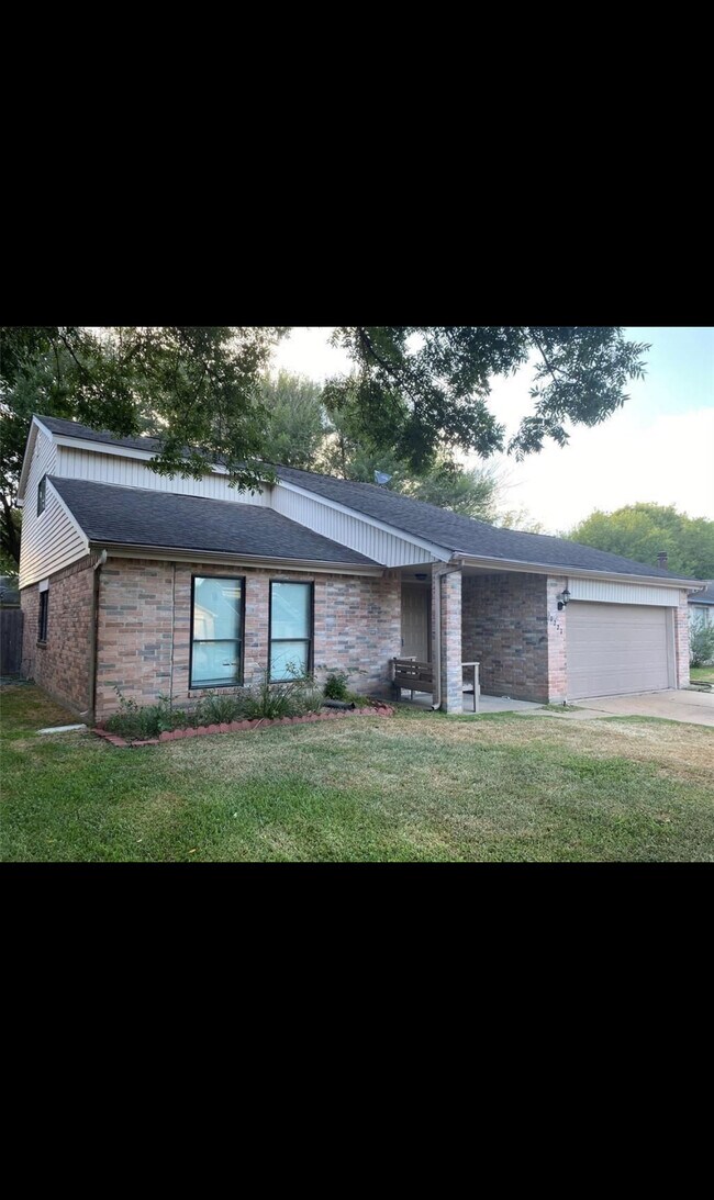 Primary Photo - 10227 Autumn Meadow Ln