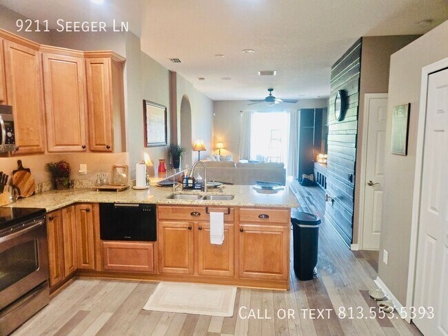 Building Photo - 9211 Seeger Ln