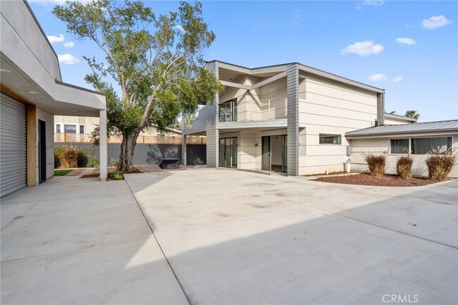 Building Photo - 2613 Willo Ln