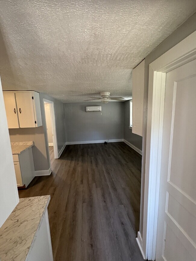 Building Photo - Charming 2-Bedroom Duplex Retreat on Mcgah...