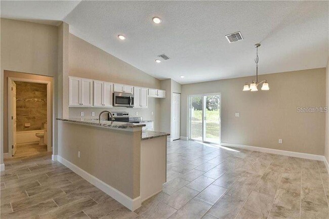 Building Photo - 6382 SW 143rd Ln Rd