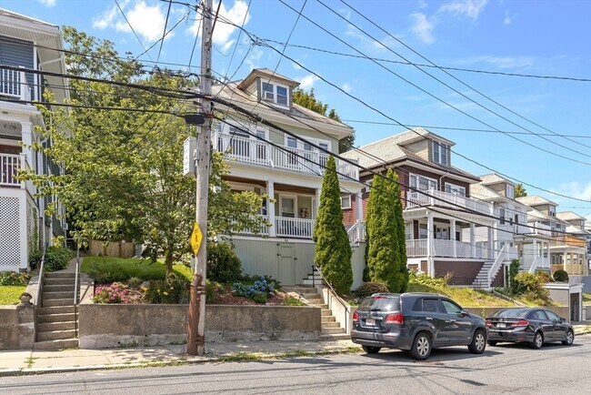 Building Photo - 84 Brayton Rd