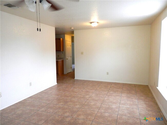 Building Photo - 306 Oelkers Dr