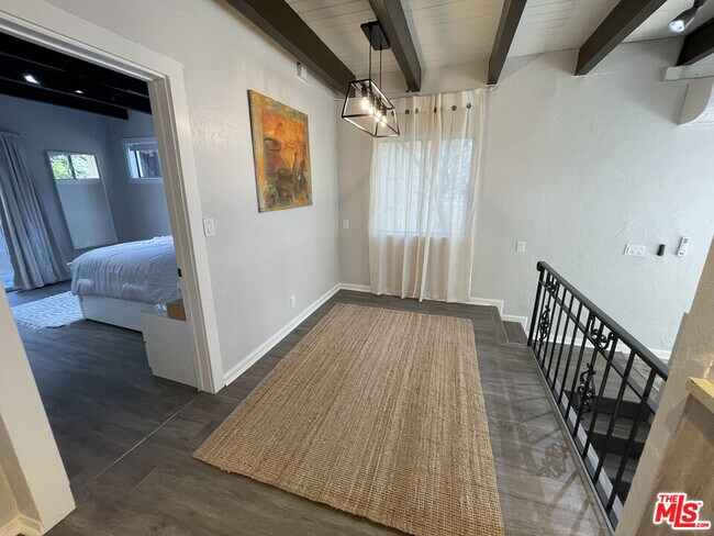 Building Photo - 2128 N Beverly Glen Blvd