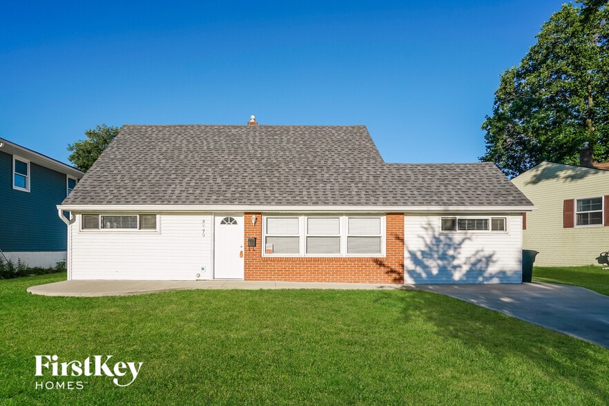 Building Photo - 3970 Jerome Ct